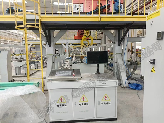長(zhǎng)管拖車氣瓶超聲波自動(dòng)探傷機(jī).jpg